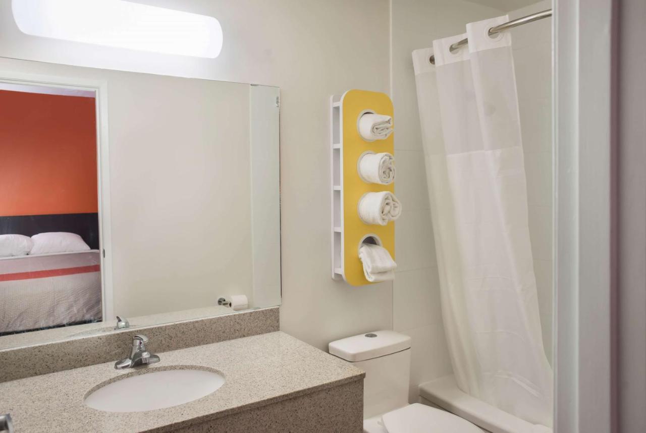 Motel 6-Fort St. John, Bc Екстер'єр фото